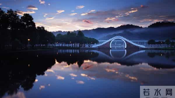 对付小人恶人,别急着翻脸,做好这3点你就赢了