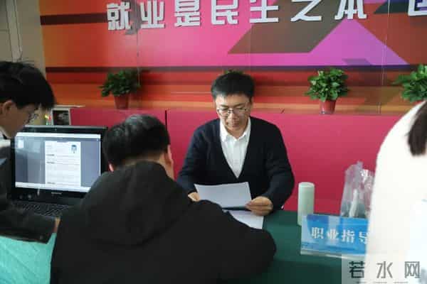 “豫荐未来 青春启航”!河南省2026届高校毕业生金秋校园招聘月开启就业“快车道”