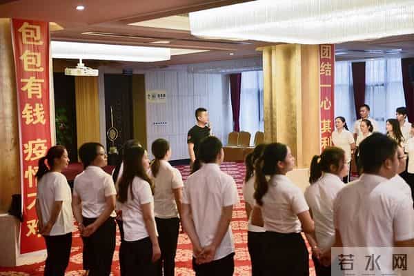 你的激励只有画饼？难怪员工不领情！看懂“双向驱动”你就赢了