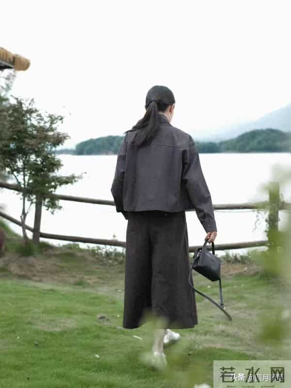 我是74年3月的虎，退休1年多了，混了半辈子把自己混成了孤家寡人