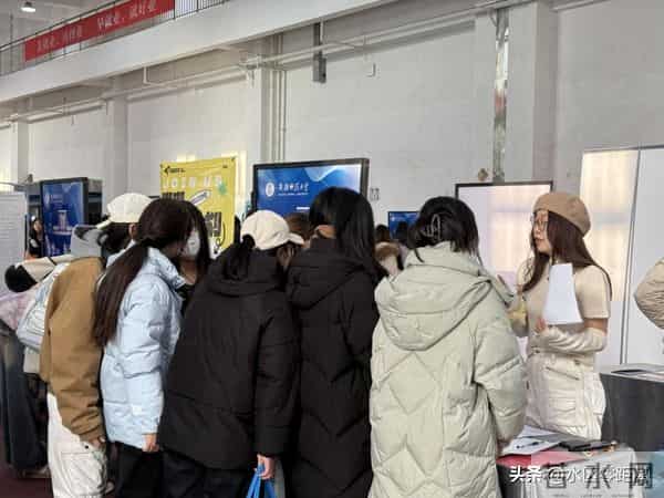 乌鲁木齐市水磨沟区——求职不再“盲投”!这场校园招聘会很“有料”