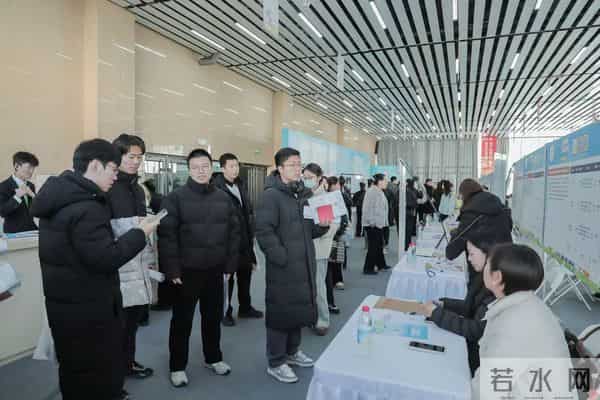 2025年城市联合招聘进校园内蒙古农业大学专场活动举行