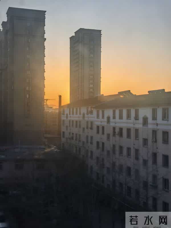 55岁退休在家,不凑热闹不瞎管,这样过太舒服了