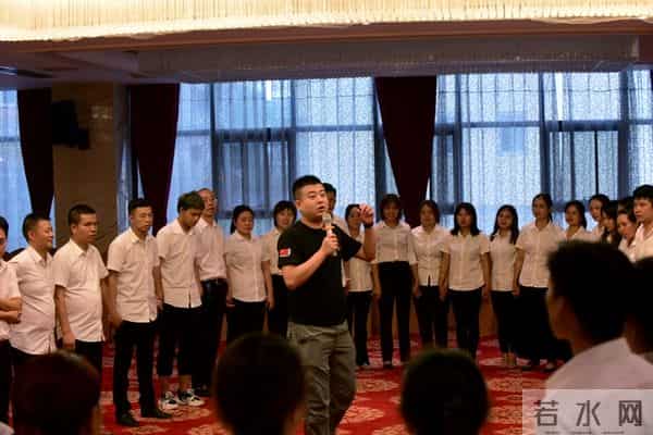 销售想长期赚钱？光靠勤奋不够！这 2 个底层能力才是成交核心