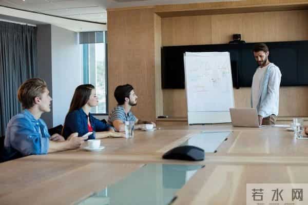 人性铁律-在社会职场上与人交往,要注意几个定律,不然会吃亏!