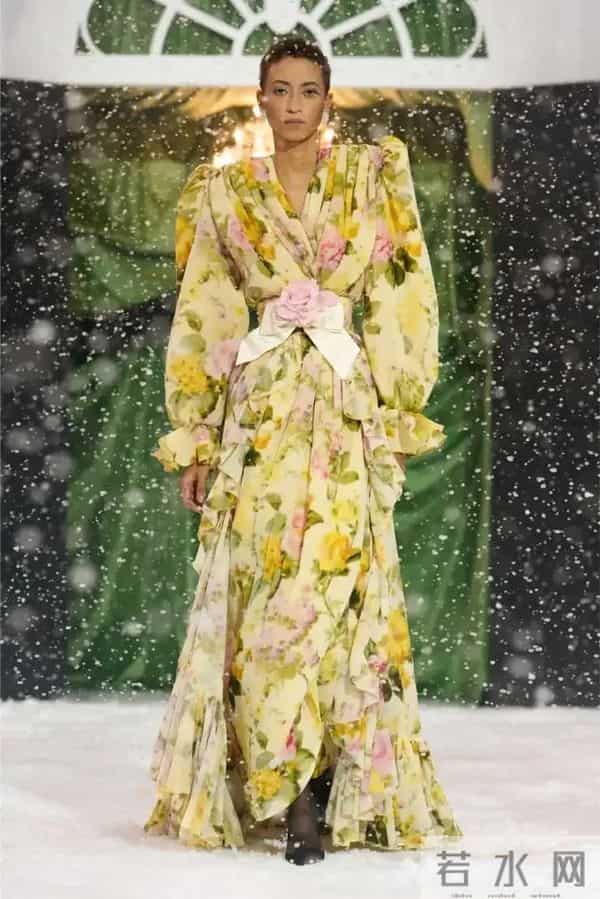 Richard Quinn 2025 秋冬时装秀