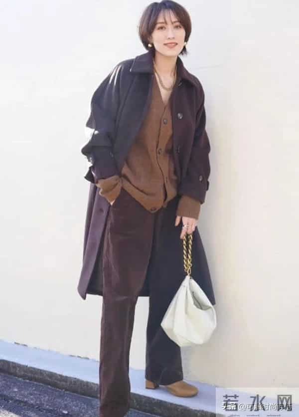 衣品开挂的秘诀：先选对裤子，再配上衣！这样穿，显瘦高级不费力