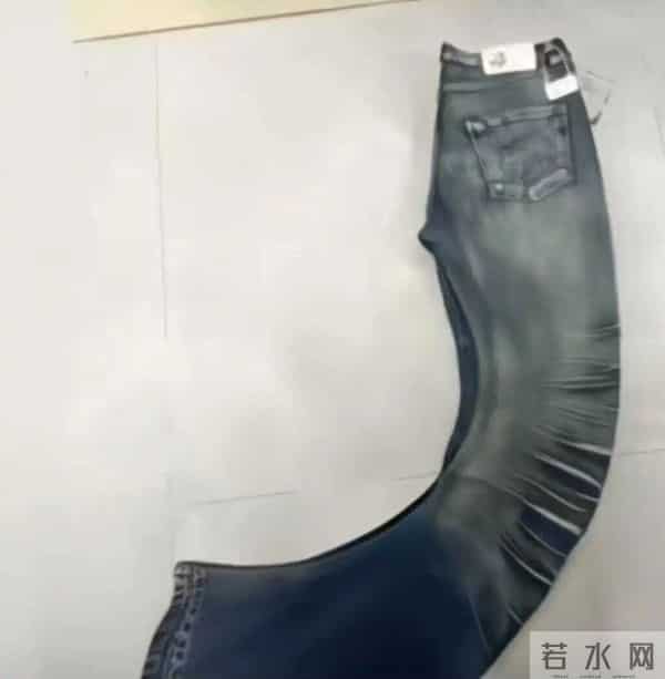 丑裤子三姐妹，「占领」中产衣柜？