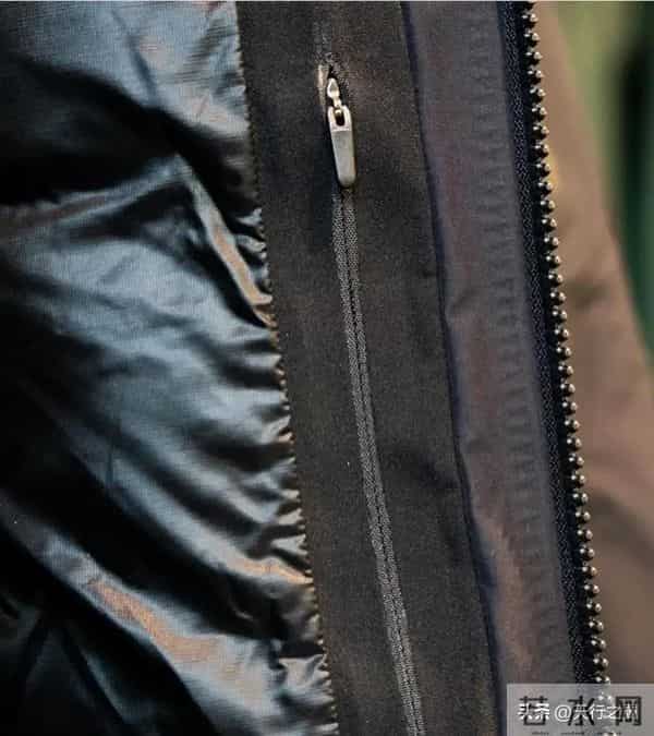 1万多的始祖鸟Macai羽绒服凭什么？仔细研究后，结论来了