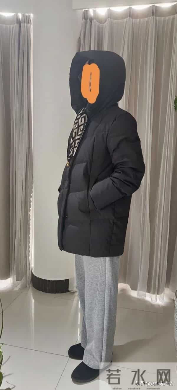 今年的羽绒服自由，是在唯品会上悄悄实现的