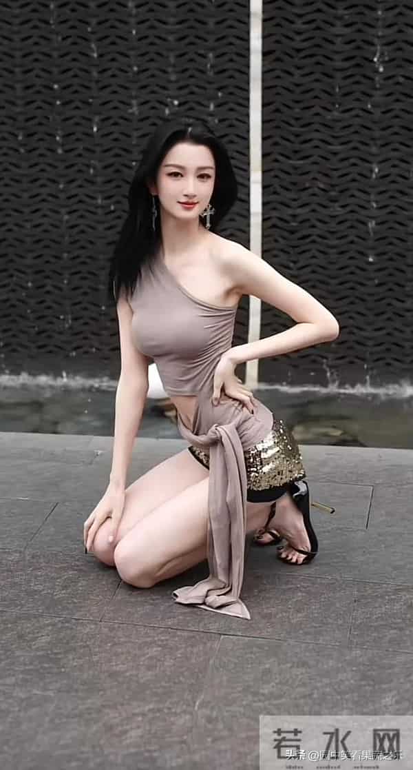 T台女神：陈宝月