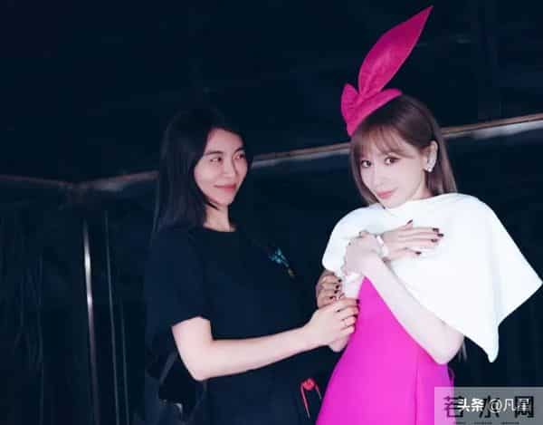 王心凌，这个发色衬得她好美