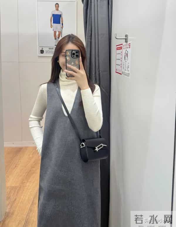优衣库打底衫搭这两件背心裙，直接把“韩系乖乖女”焊在身上了！