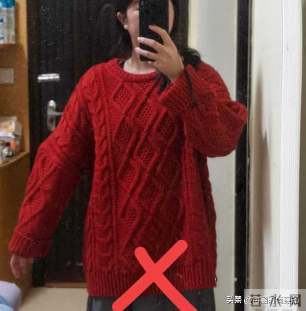 中年女人穿毛衣,记住“3穿3不穿”!尤其是第2点!