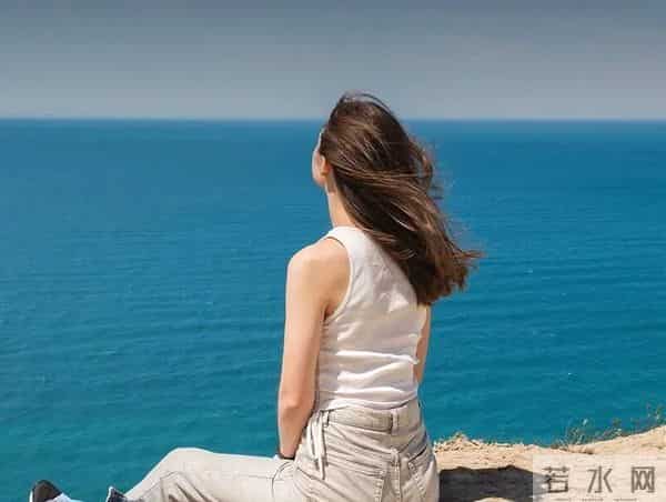 女人手上没手镯项链？别猜了，这3个特别之处藏都藏不住！