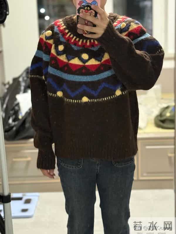 冬天发誓不买这7种衣服，看似洋气实际很“坑人”，不保暖还劣质