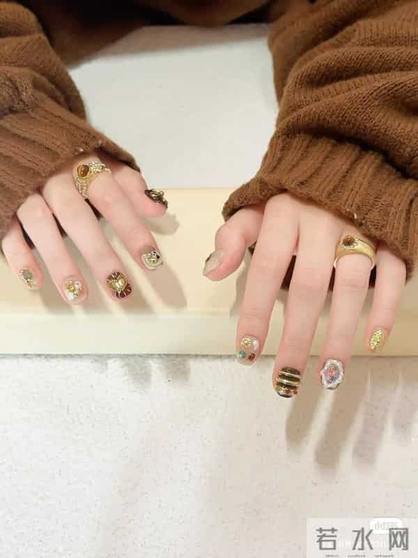 巨好看的秋冬美甲分享