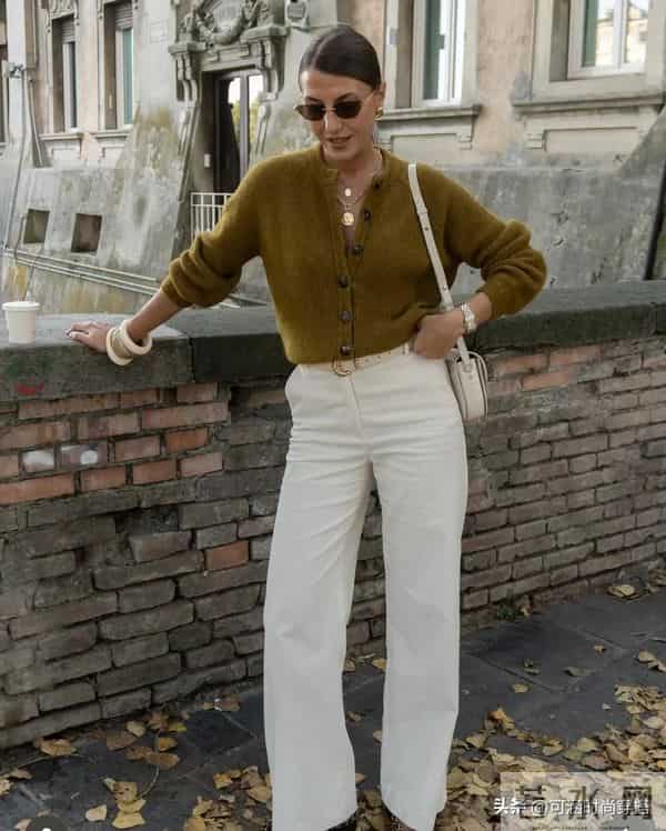 中年女人穿毛衣,记住“3穿3不穿”!尤其是第2点!