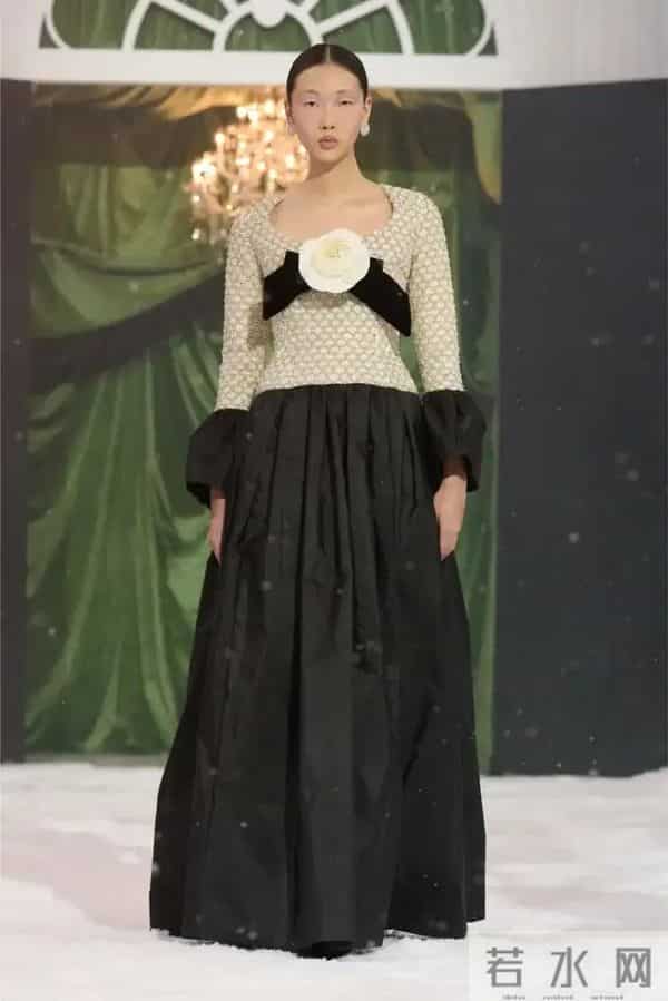 Richard Quinn 2025 秋冬时装秀