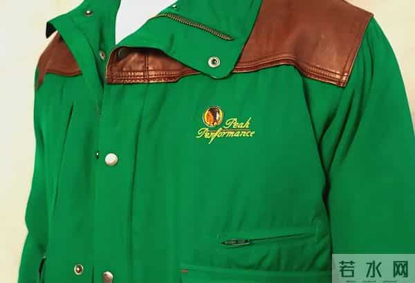 从始祖鸟到菲尼克斯:中产消费的抛弃与重生,只是一场轮回