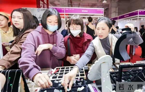 “美丽经济首发站”启航！2025顺德珠宝时尚文化节开幕