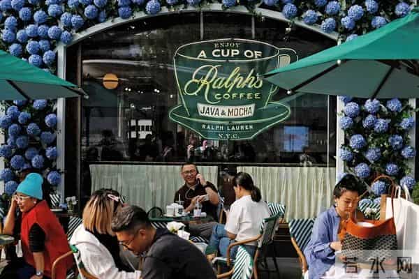 85岁品牌如何断腕千家门店，却赢回年轻市场？