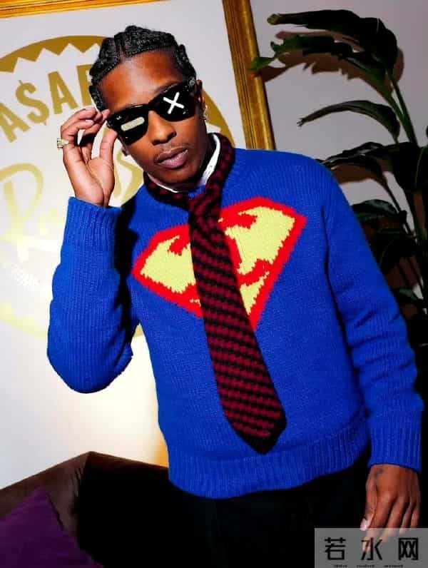 A$AP Rocky 穿了香奈儿的超人毛衣,来自CHANEL 2026高级手工坊系列
