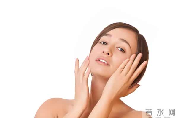 别再随便揉脸了!这套搓脸法才靠谱