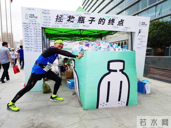 衣物真相：我们身穿的衣物，竟源自塑料瓶？