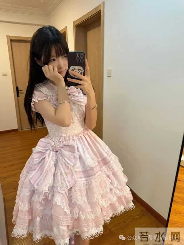 165-95 粉白洛丽塔被朋友夸太漂亮！