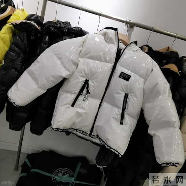 为什么羽绒服逐渐“跌下神坛”？看完这些缺点，你就不奇怪了！