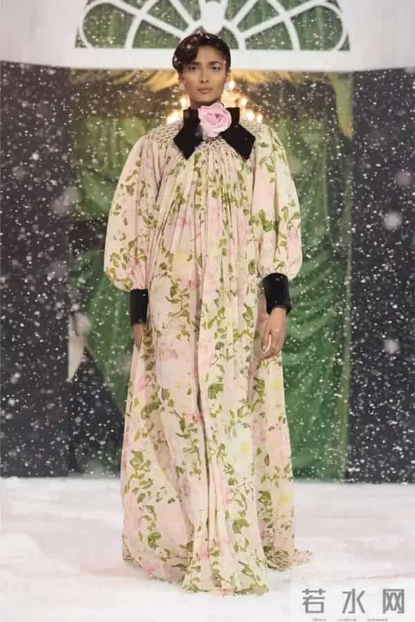 Richard Quinn 2025 秋冬时装秀