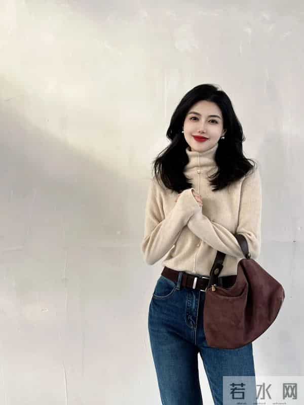 基础百搭款就是中年人拥有简单高级感的秘诀！