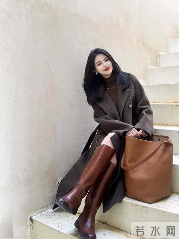 中年女人独有的自信知性美！打扮欲，分享欲，就是生命力！