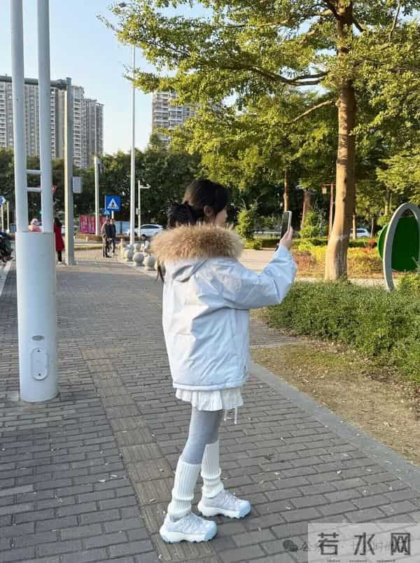 冬日甜系减龄日常穿搭