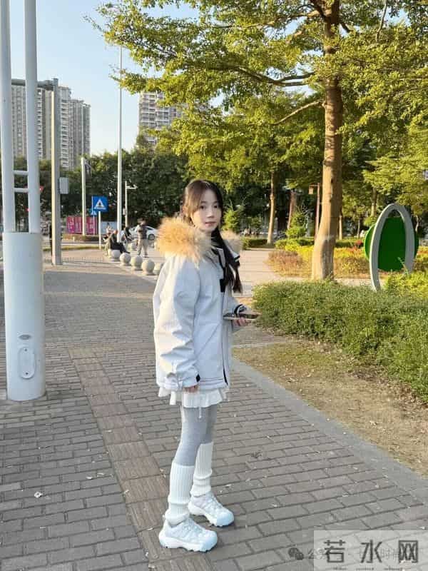 冬日甜系减龄日常穿搭