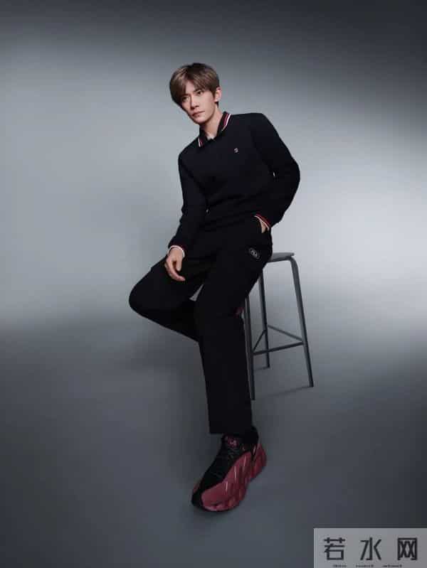 高智风穿搭的终极破绽：90%的人都栽在这双鞋上