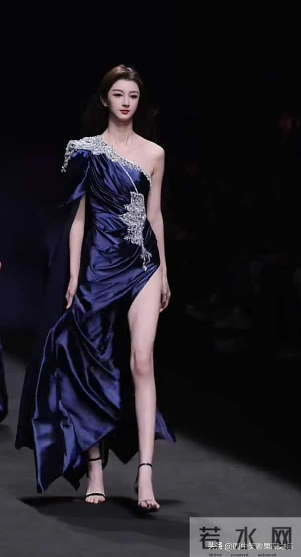 T台女神：陈宝月