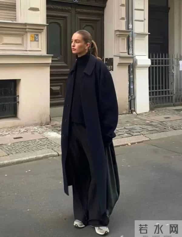 大衣+运动鞋,冬天最松弛的时髦