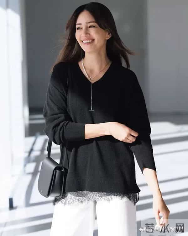 中年女人穿毛衣,记住“3穿3不穿”!尤其是第2点!