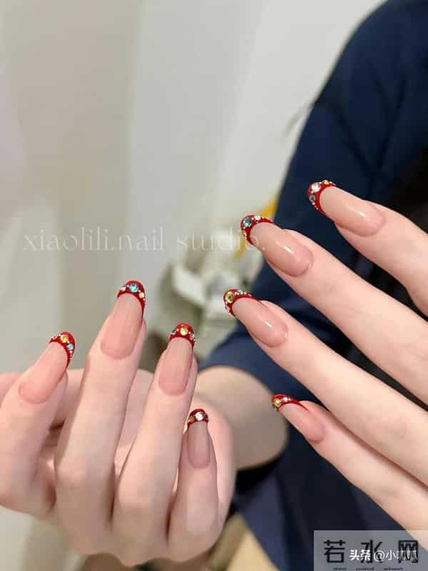 妈见夸的冬日氛围感美甲谁还没做