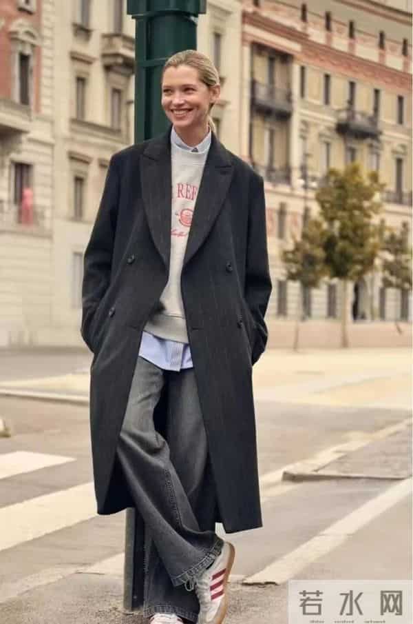 大衣+运动鞋,冬天最松弛的时髦