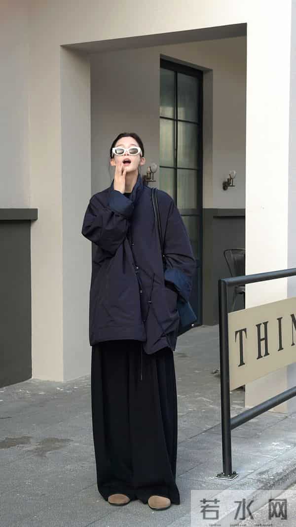 这件羽绒服也太轻了吧!冬日零负重感