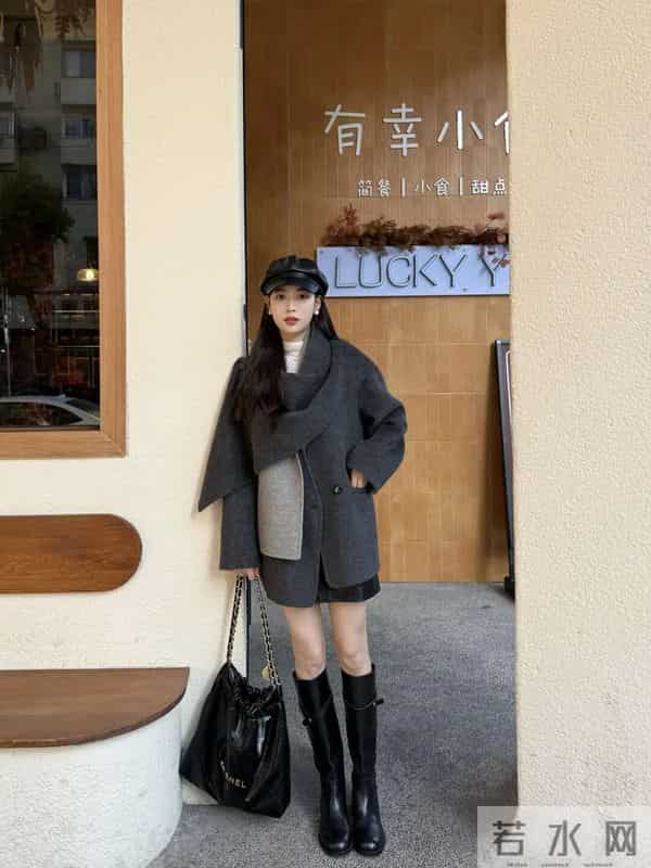 一件打底衫就可以穿出叠穿感,六个颜色给大家展示三个颜色的搭配