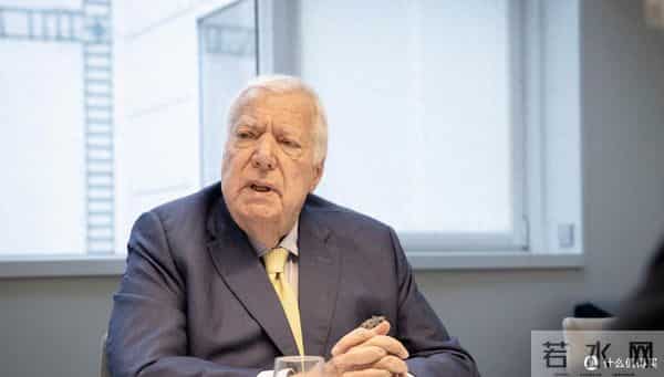 1000亿被骗光？爱马仕继承人变落魄老头，钱还是攥在自己手里踏实