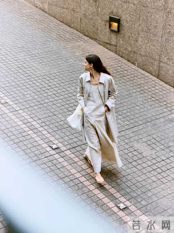 潘通色出炉！普通人怎么把流行色穿出彩？