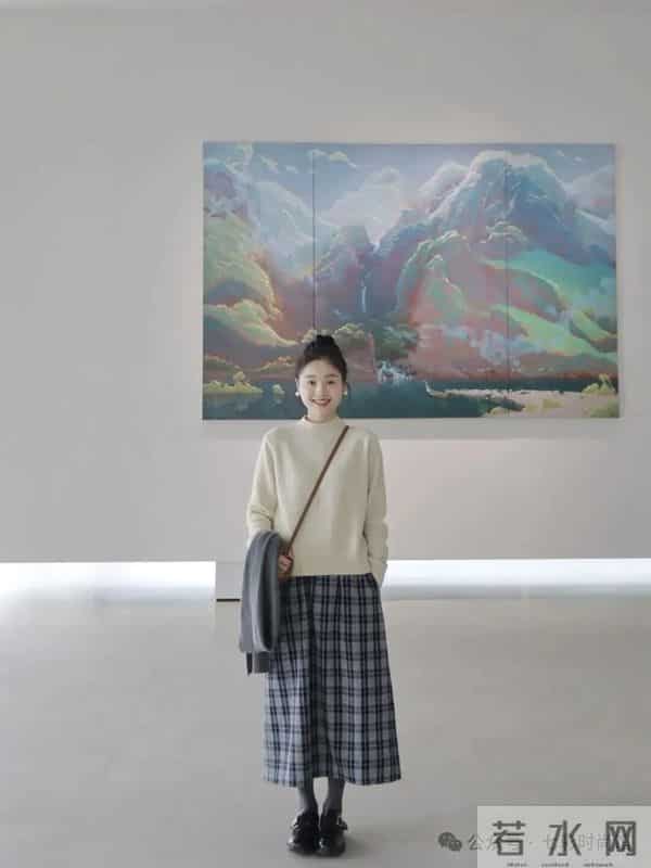 冬日看展保暖文艺叠加穿搭