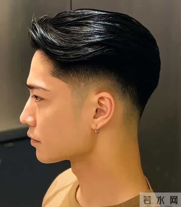 男生剪发不纠结：“渐变侧剃”，一款适配所有场合的“万能发型”