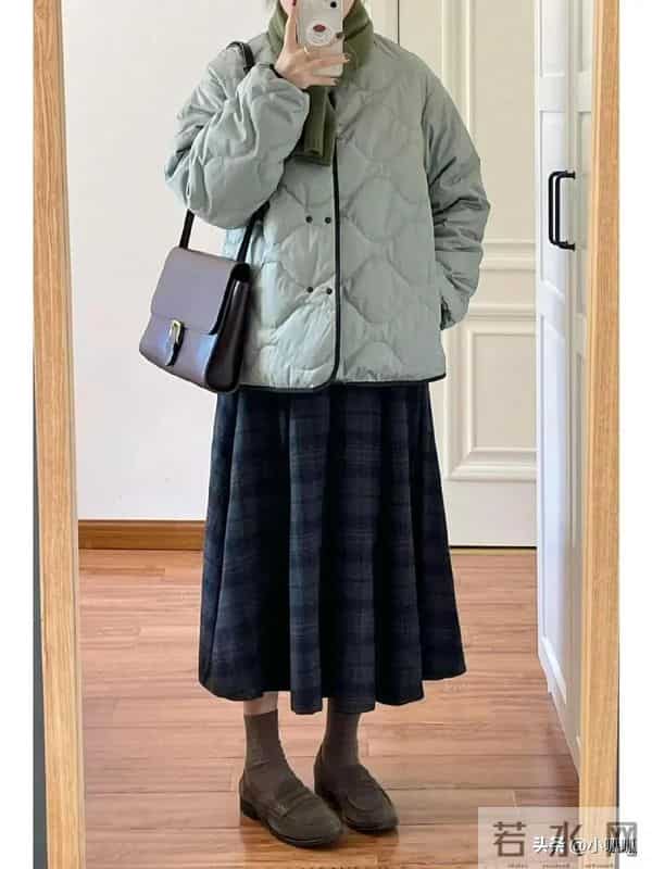 我真的很喜欢短款外套～