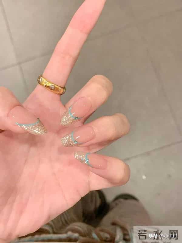 妈见夸的冬日氛围感美甲谁还没做